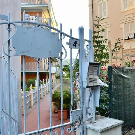 Apartamento Ca' Muna - Sea View Penthouse, Private Rooftop, Walking To The