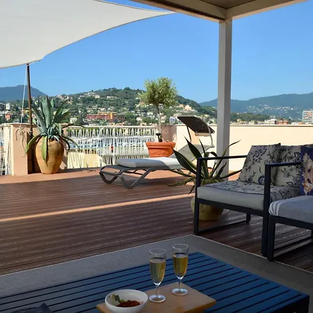 Apartamento Ca' Muna - Sea View Penthouse, Private Rooftop, Walking To The *