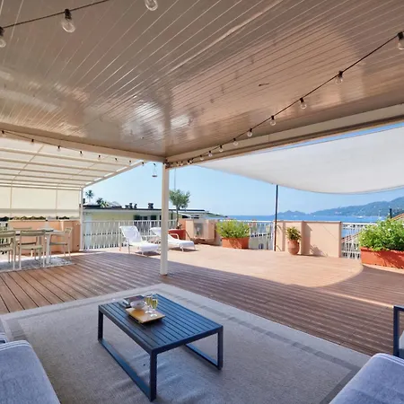 Ca' Muna - Sea View Penthouse, Private Rooftop, Walking To The Apartamento
