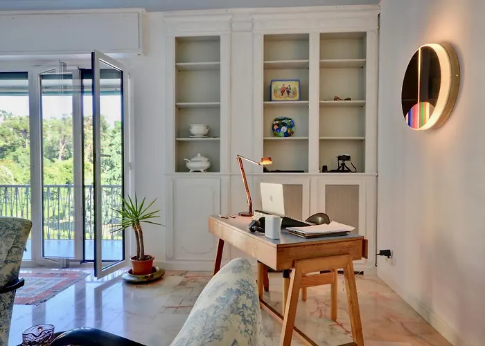 Lejlighed Ca' Muna - Sea View Penthouse, Private Rooftop, Walking To The *