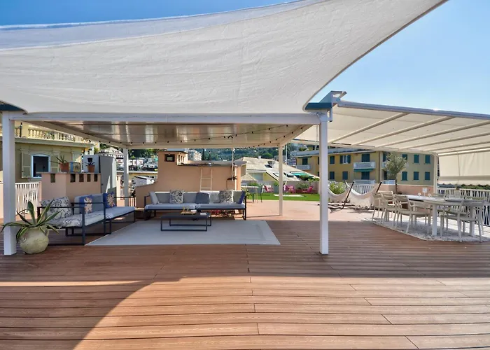 Lejlighed Ca' Muna - Sea View Penthouse, Private Rooftop, Walking To The